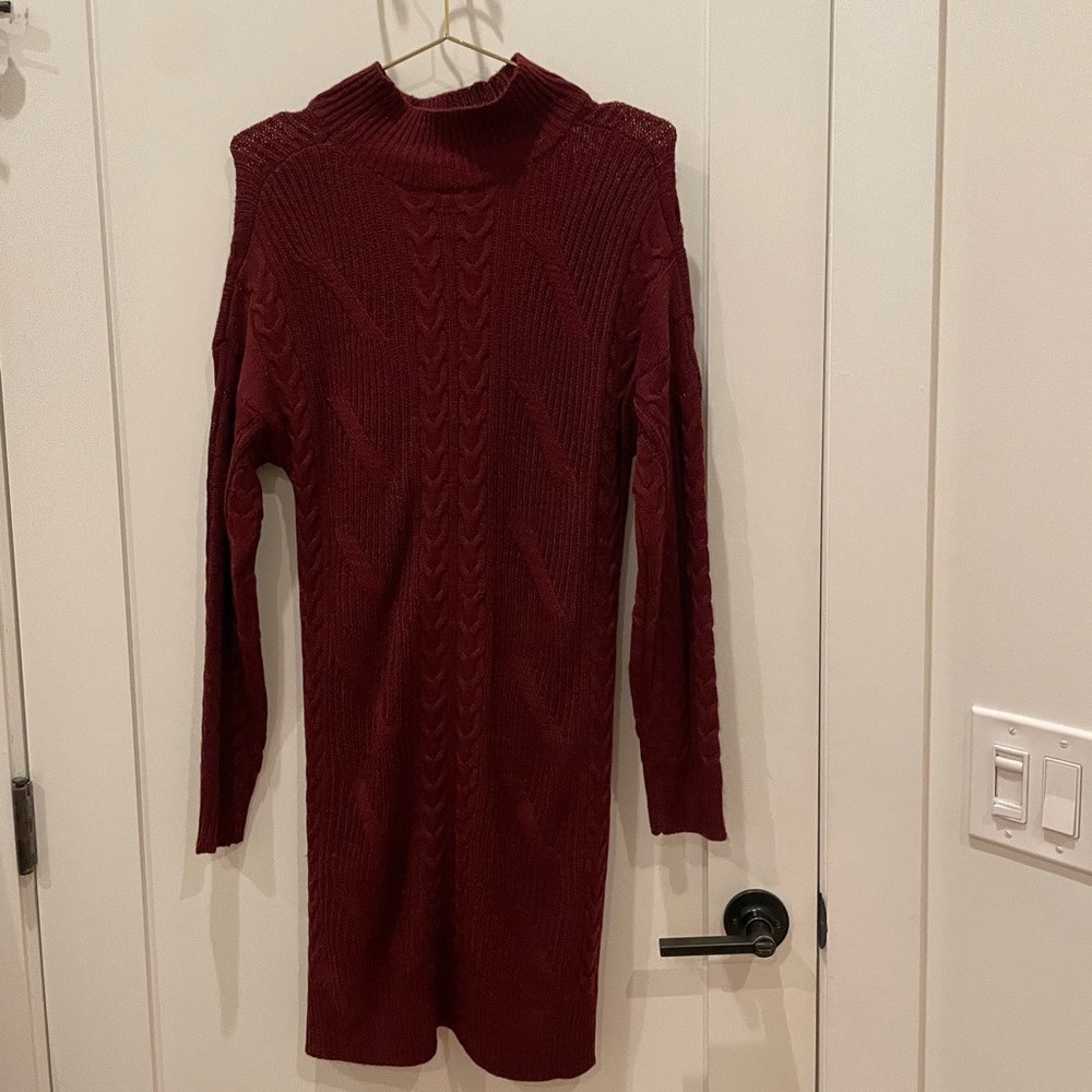 Maroon sweaterdress